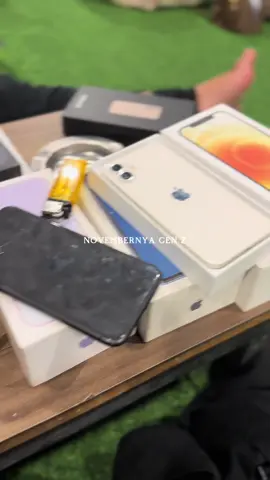 Novemberrainnn  Lokasi bekasi jatiasih📍 Cod jabodetabek✈️ #iphone #jualbeliiphone #bakuliphone #fyp #iphonesecond 