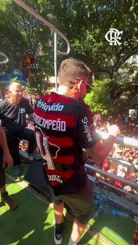 Quer dançar, quer dançar? O Jorginho vai te ensinar! 🕺🟥⬛️ #QUETORCIDAÉESSA  #Jorginho #Flamengo 