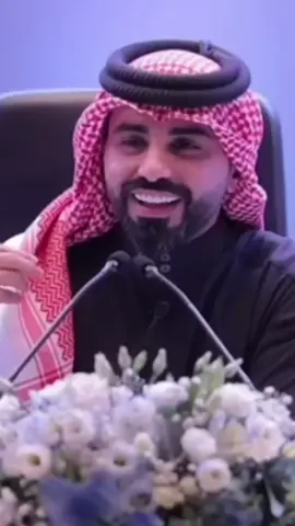 وأنا لبيه يا أربع حروف ما تفارق شفاتي❣️. @ناصر الوبير #ناصر_الوبير #فؤاد_عبدالواحد #شعر #tiktopromote #ناصر_الوبير 