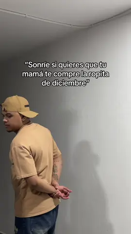 Ja, que ganas de sonreír me dieron JAJJAJAAJJAAJAJAJAJAJAJAJAJ