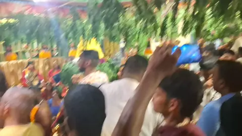 theemidhi Mosavam at samayapura mariamman thirukkovil petit raffray❤️#theemidhi #Mauritius🇲🇺 #mariamman #fypシ゚ 