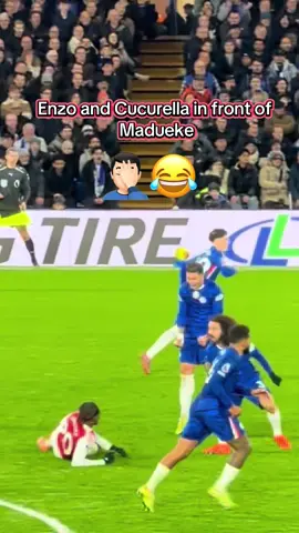 اينزو و كوكوريا حاقدين على الزميل السابق 😂🤦🏻‍♂️ Enzo and Cucurella in front of Madueke #Chelsea #Arsenal #sportsontikto #PremierLeague #Enzo 