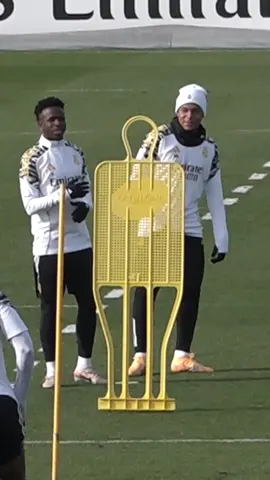 Vini🤝Mbappé  #vinijr #mbappe #realmadrid 