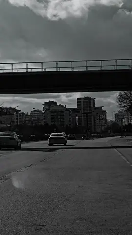 أحفر البئر بأبره ولا تطلب الفاس من رخيص#قونيا________________قونيا😌💙 #تصويري_احترافي_الاجواء👌🏻🕊😴 #عقيل_موسى #مجرد________ذووووووق🎶🎵💞 #مواويل_عراقية_حزينه💔 