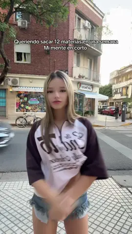 Como terminaron el colegio??? Los leo #fyppppppppppppppppppppppp #rubia #winston 