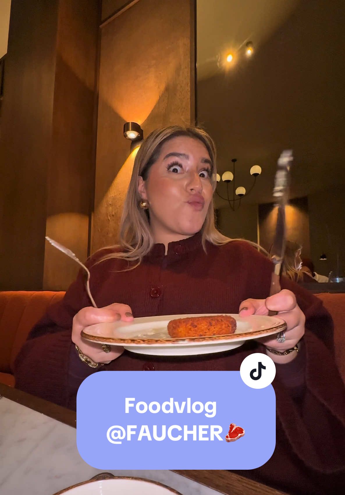 @faucher_antwerpen got my heart now🩷 dikke 9,5/10 en merci aan Rayan voor de prachtige service!  Where to next? #WhereToEat #antwerpenfood #foodspots #halalfood #foodietok 