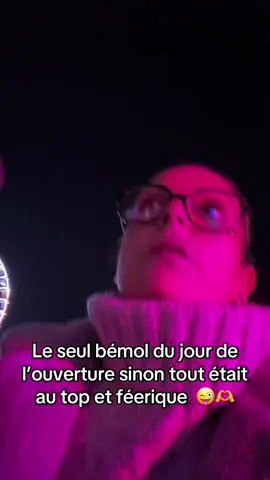 Le seul point négatif sur un village de Noël plus que positif les gens du staf sont gentils les forains les restaurateurs étaient au top merci Barcares d’être là encore cette année 🫶 #villagedenoel #barcares #marché #marchédenoël #mdr 