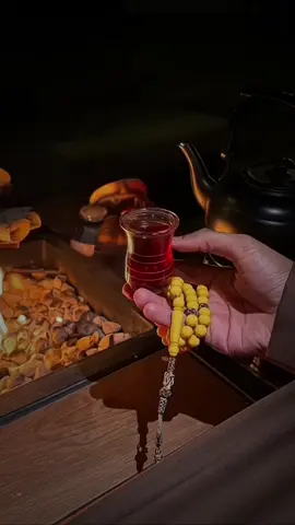 احرص على طيب المواقف والافعال حرص الرجل على مقامه ودينه والقرم له عندي مكانه ومنزال   اقدره و اقدر  مقدرينه  ولا الردي راع الحيل والتختال  البعد عنه اطيب وفرصه ثمينه ..#عواد_العواد #شيلات #قوالب_ساري #اكسبلور  #CapCut 