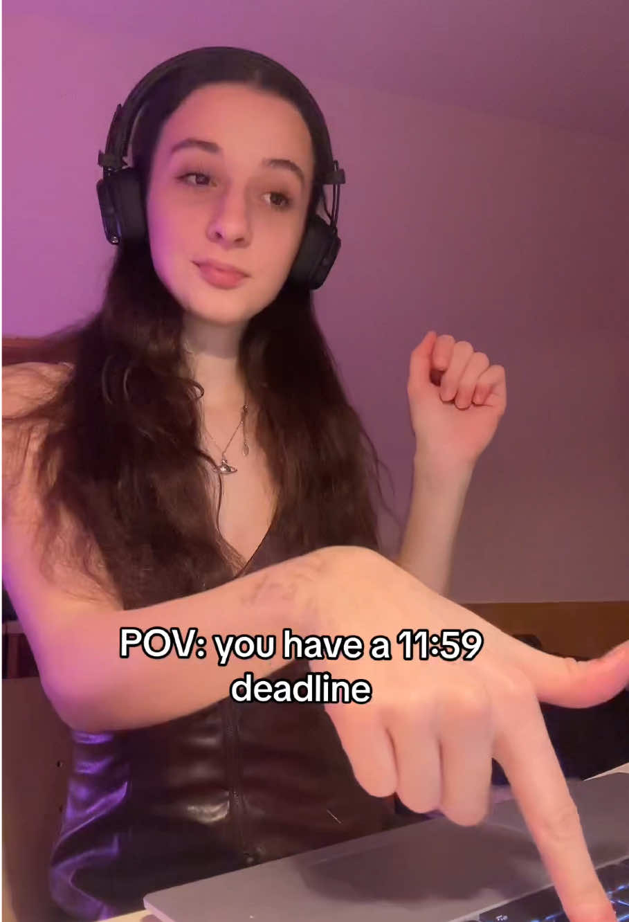 let me cook with ✍️Real-write.com ai text humanizer which I use for my essay 📚🔥❤️ #studytok #aitools #humanizer #turnitin #essay 