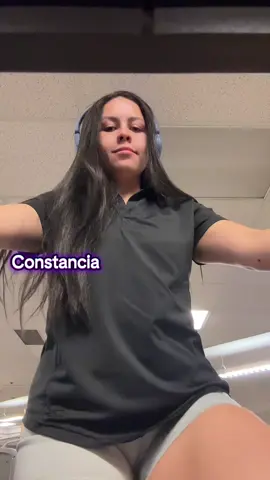 Entrenando aunque me duela todo 💜💛 #parati #vidareal #pyf #canada #gymgirl 