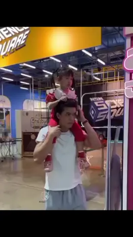 bellaလေးရဲ့daddy2 ယောက်ကလေးချစ်လွန်းလို့အားလပ်ရက်တိုင်းကလေးထိန်းဖစ်တဲ့အိမ်ကအတွဲး🥹🤚။ #fyppppppppppppppppppppppp #ဒီတစ်ပုဒ်တော့fypပေါ်ရောက်ချင်တယ် #tiktok #viral #jossgawin 