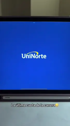 Hoy se paga la última cuota de estos largos años, pero lo que realmente celebro no se mide en dinero: celebro a mis padres, que tuvieron que privarse de tanto, renunciar a tantas cosas, solo para darme a mí la oportunidad de estudiar lo que amaba. Celebro mi constancia, mi sueño sostenido pese al cansancio y las noches largas, y agradezco a Dios por permitirme convertir todo ese esfuerzo, todo ese amor y todas esas renuncias en este logro que hoy puedo disfrutar gracias a ellos. #fyp #paraguay #medicina 