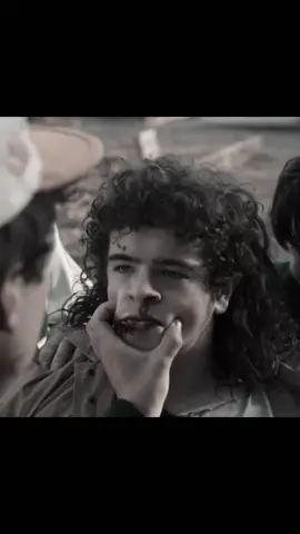 اخخ لو كان موجود💔#eddiemunson #strangerthings #سترينجر_ثنقز  #fyp#viral 