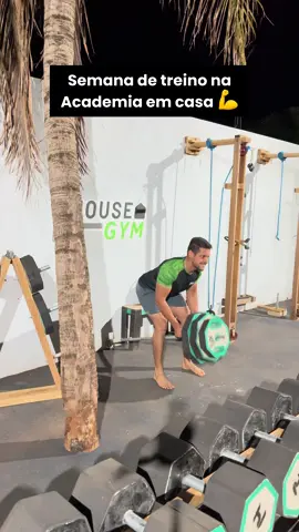 Academia em casa 💪🏠 . . . #academiaemcasa #comotreinaremcasa #treinoemcasa #pesoscaseiros #academiadeconcreto 