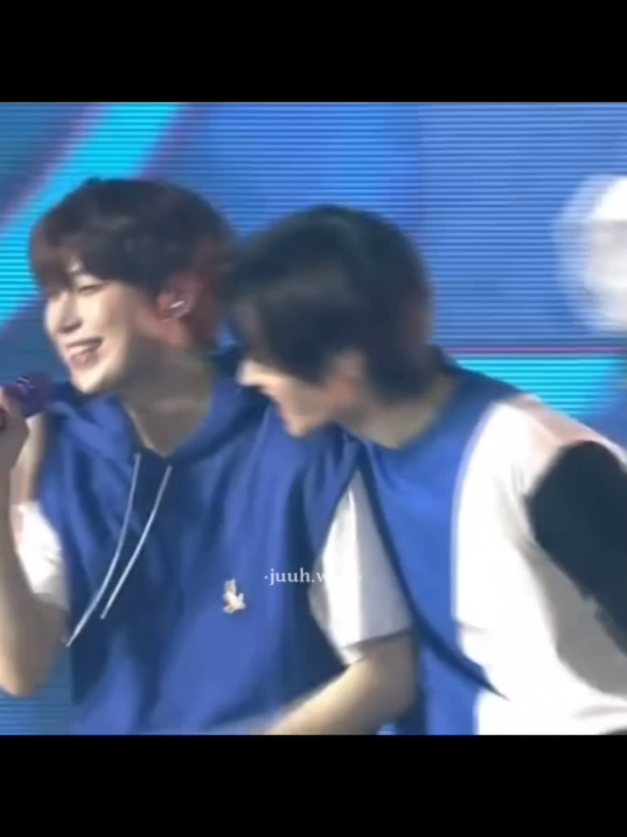 :: Ele sendo obcecado pelo Sunno 🤭🤭 #sunghoon #sunno #sunsun #enhypen #moments 