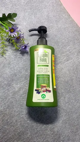 Dầu gội dưỡng tóc Nguyên xuân hương bưởi #giadungthongminh7947 #daugoi #daugoinguyenxuan #daugoithaoduoc  @Gia dụng thông minh✅ 