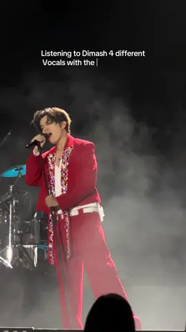 I think they are more than 4 🫣 Thank you for such an amazing night 👑 #dimash #pyramids #egypt @Dimash Qudaibergen 