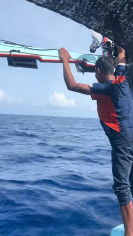 Minta solar Capt😂#pelautindonesia#kapalapi#nelayantuna#pemburusiripkuning#fyp 