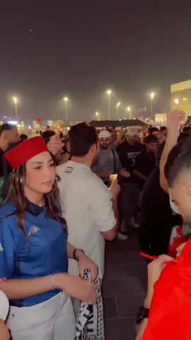 #qatar🇶🇦🇶🇦 #tunisia🇹🇳 @AminJaballah🇶🇦🇹🇳  اجواء جماهرية تونسية 💃🏻💃🏻💃🏻🤭