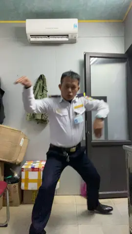 6 thế võ tự vệ cho mọi người khi gặp đồ tể hay sát thủ