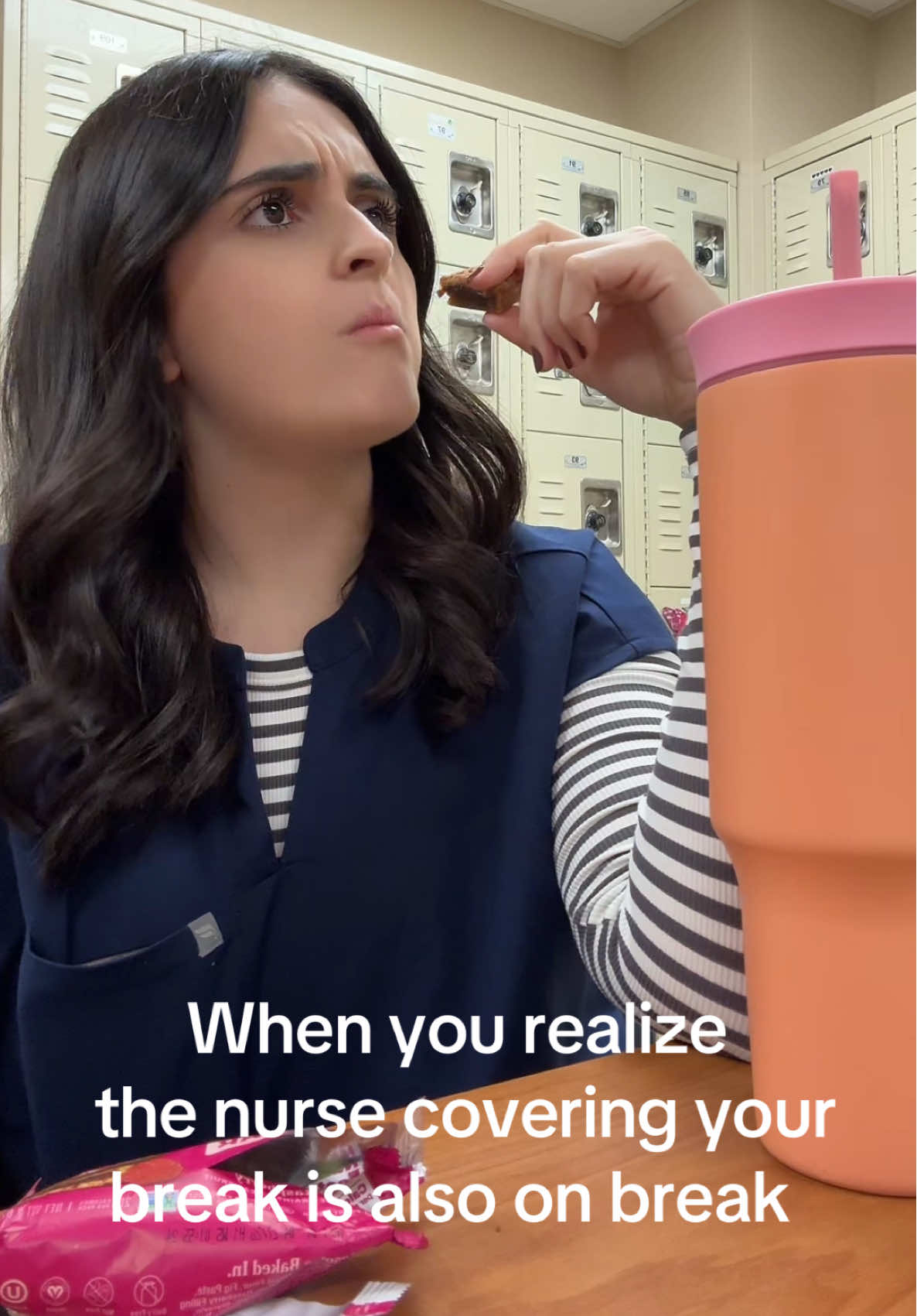 Guess the patients are watching themselves 🫣 #womeninmedicine #registerednurse #nurselife #medsurgnurse #medsurg @fabletics scrubs 