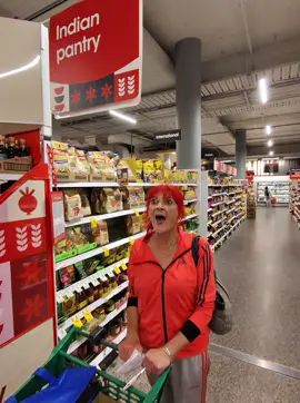 Paying people to scream as loud as they can #prank #meme #publicprank #fyp #viral 