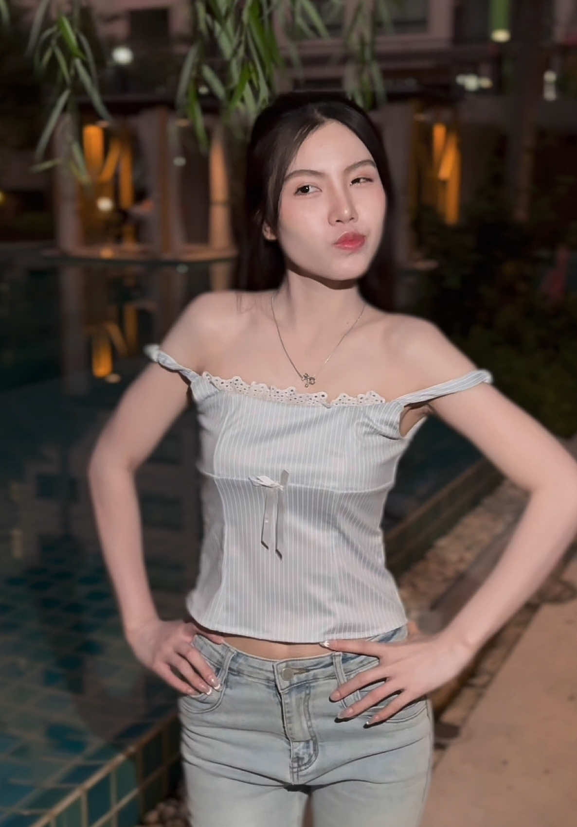 ออกแอ่วกลางคืน #เสื้อกล้าม #เสื้อสายเดี่ยว 