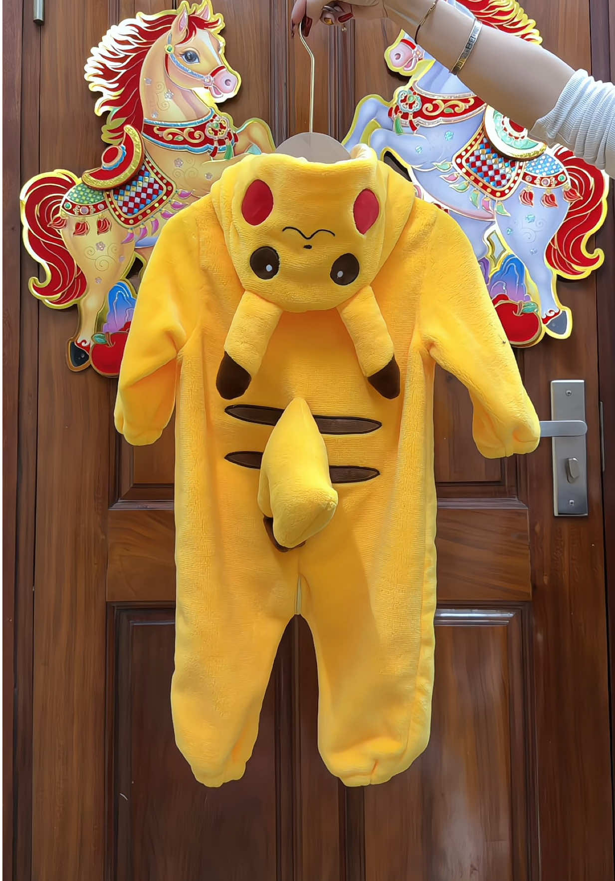 Body lông nhung vải chính phẩm cho bé #thoitrangtreem #tiemmeken #bochobegai #bodylongnhungchobe #bodykhunglongchobe 