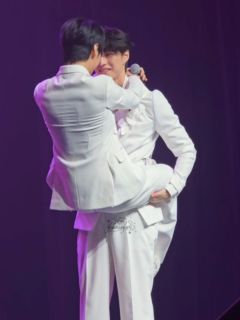 หยุดเขินกับสองคนนี้ไม่ได้เลย ฉันนั่งยิ้ม นั่งกรี๊ดตลอดแฟนมีต #ChanceXGunoFMinBKK #SecretLover #ChanceGuno #chance #guno 