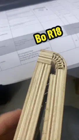 Đuôi giường bo R18 