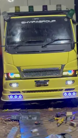 Shyifa graoup X famous garage  #shyifagroup #famousgarage #trucksawit #truckjambi  @Yoga Pratama  @FAMOUS GARAGE  @ENGGRA PHOTOGRAPHY 