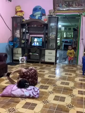 Salah siapa anak lapar Mak nya main HP mulu...😂🤣🤣 #storytime #fypシ゚ #quotes #hiburansemata #videoviral