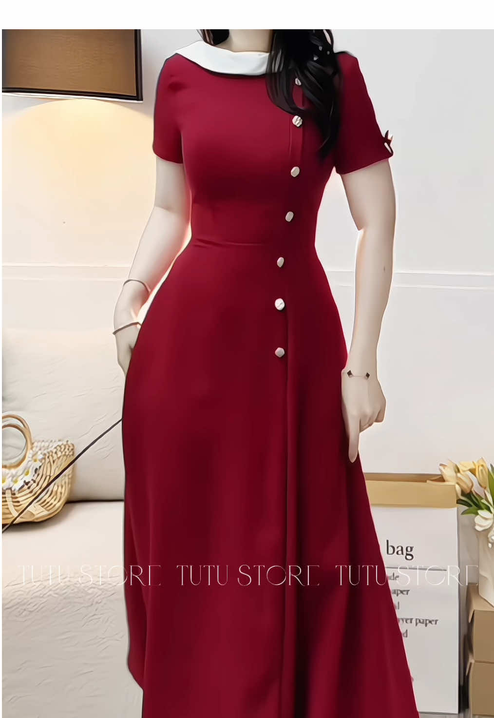 Nhẹ nhàng thanh lịch lại siêu gọn dáng luôn ạ 😍 #tutustore #damthietke #thoitrang #D1470