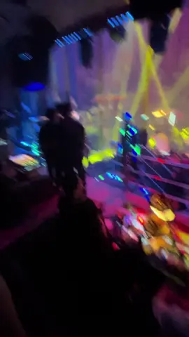 Tiề.n chỉ là tờ giấy mỏng, nó phá hỏng một con người. Vì tiề.n mà đánh đổi nụ cười, vì tiề.n mà đánh đổi luôn sự ngây thơ..! #xuhuong #giaitri #cambodia #bavet #fyp 