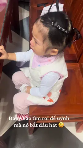 Nên uýnh hay tha vậy ạ 🙃#embedangyeu #viral #baby #chuyendiynghia 