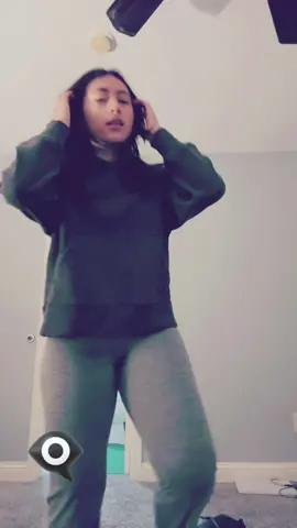 the cold is killing me #fyp #paratii #blackfriday #OOTD #foryourpage 