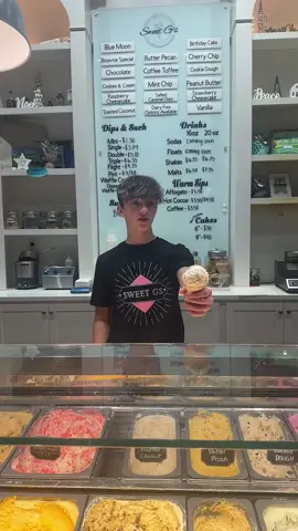 Merry Christmas from Sweet G’s!!#fyp #viral #nappaneeindiana #handcraftedicecream #merrychristmas