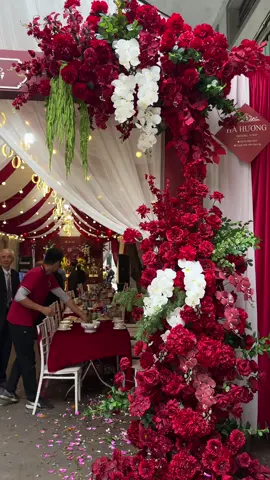 1 chiếc rạp cưới tone đỏ cho cô dâu từ sơn 😘#rạpcuoidep #rạpcưới #xuhuong #xuhuongtiktok #rạp_cưới_đẹp 