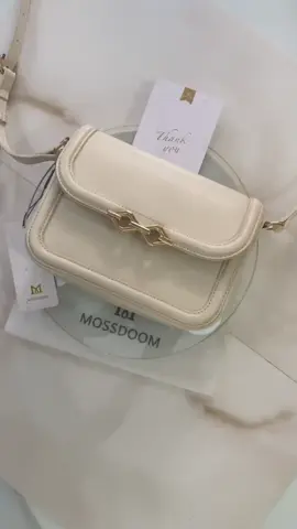 Tas selempang cocok buat ngedate pesta kondangan  #tasberkualitas #tasmossdoom #tasaelempangwanita 