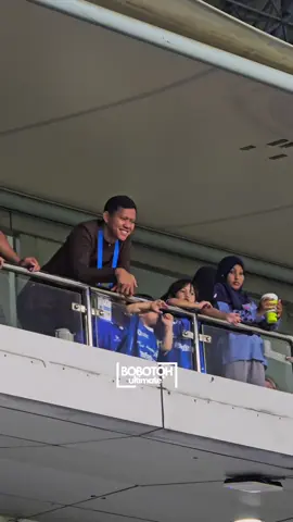 Cedera, Membuat Mas Adam Alis Hanya bisa nonton persib do Tribun 🥹 #persib #adamalis 
