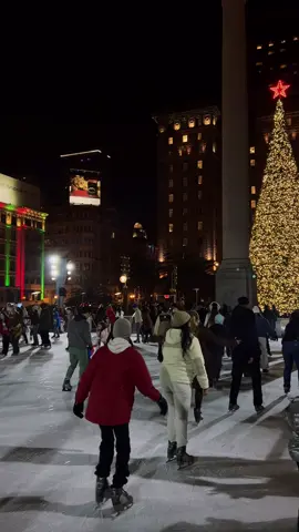 Winter nights hit different #sanfrancisco #holidayvibes #winternights #cityviews #fyp