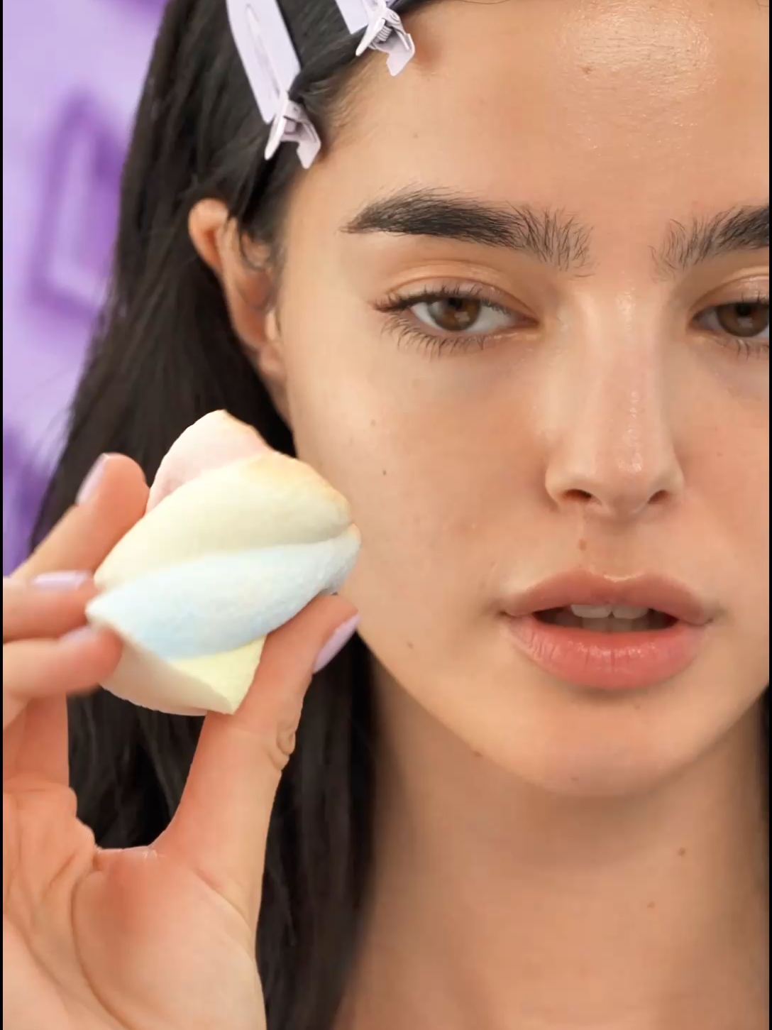 Shine-free, stress-free 🌸 Soft-matte coverage that feels comfy and baby-light on your skin.#MaybellinePH #MaybellineTaptapBaby #SuperstayBabyCushion