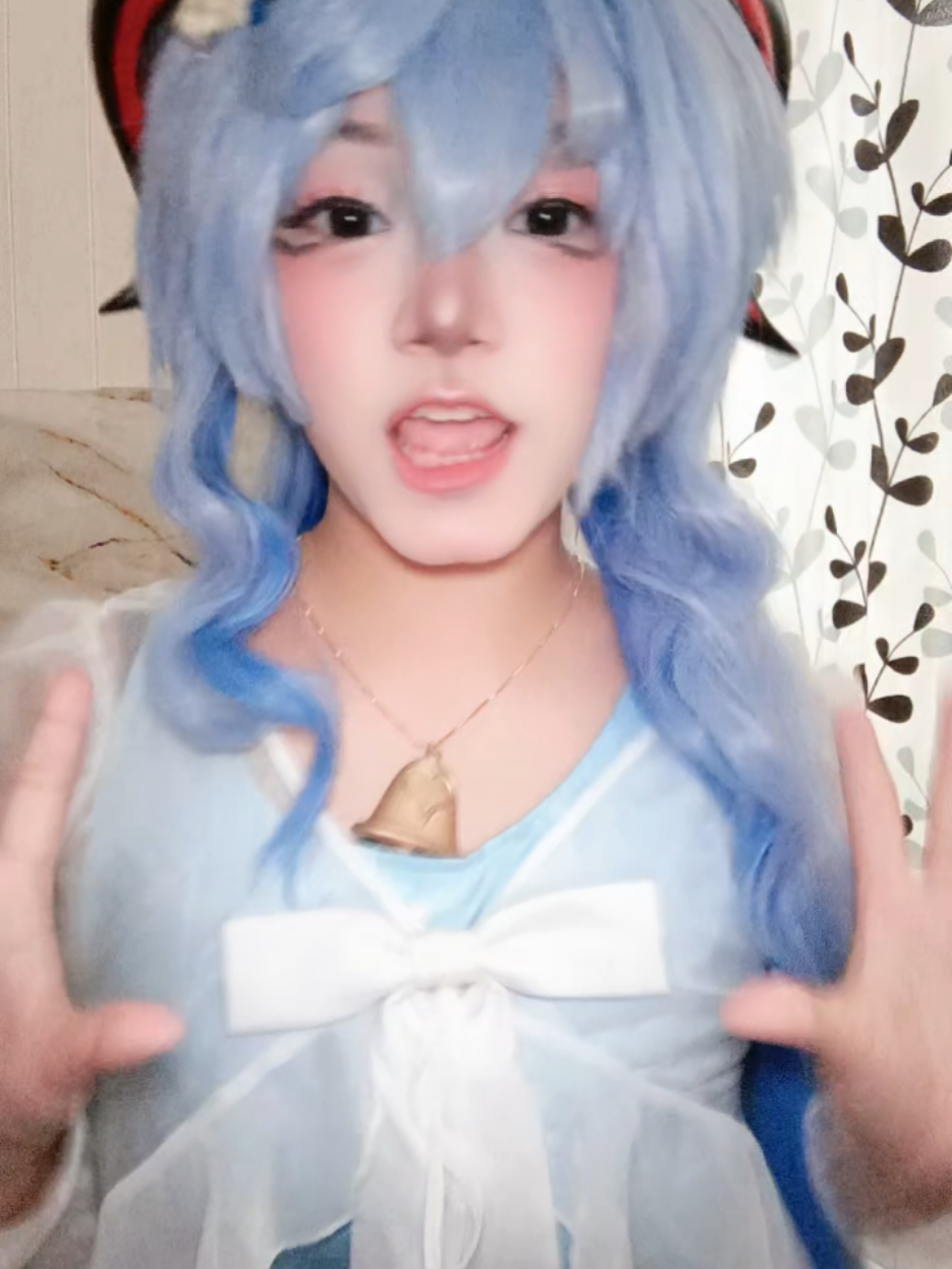 I don't wanna leave her >^< Edit: (I FORGOT TO CROP OUT THE ENDING ARGH) #ganyugenshinimpact #ganyucosplay #GenshinImpact #genshinimpactcosplay #fyp 