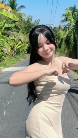 Bị mê chiếc váy này :))