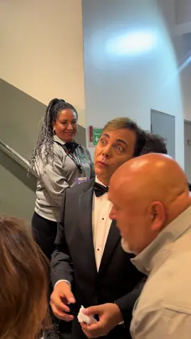 Backstage Teatro Teletón 🇨🇱  Cristian Castro 😍🫶🏼 él y sus caras jajaja fue muy chistoso un amor el 💋  @Teletón Chile  #cristiancastro #cristiancastrooficial #teleton #telemundo #fyppppppppppppppppppppppp 