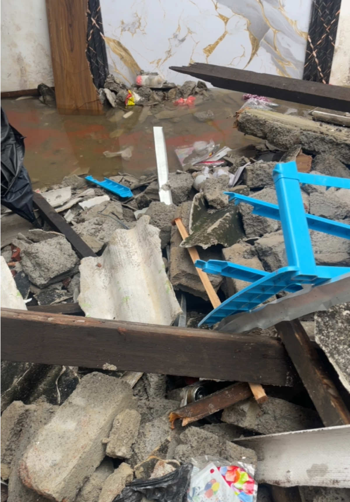 මේ ආශිර්වාදයම ඇති ආයෙත් නැගිටින්න... වචනෙකින් හරි අපේ හිත හදපු ඔයාලටත් බොහොම පිං.🙏❤️