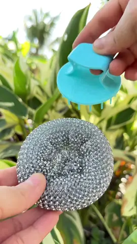 Combo 2 búi sắt chùi xoong nồi có tay cầm #metinbanhang #giadungthongminh #giadungtienich #buisatcoxoong #miengruachen 