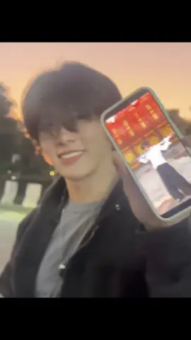 2025.12.1 Weibo 🐈‍⬛ 🦟有点多啊 @bxxm_rvw  #BXXMRVW #RVW  cr.Akina-BoomRaveewit#bxxm_rvw #boomraveewit 