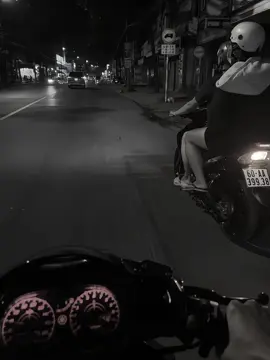 Trước khi sa vào vùng lầy, ta từng là đứa trẻ ngây thơ. 