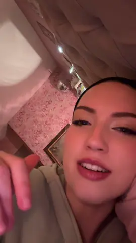 we’re only 2 episodes in, mind u  #heatedrivalry 